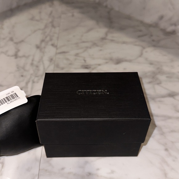 Citizen Womens 50% OFF XMAS Blue Watch NWT - Picture 5 of 5